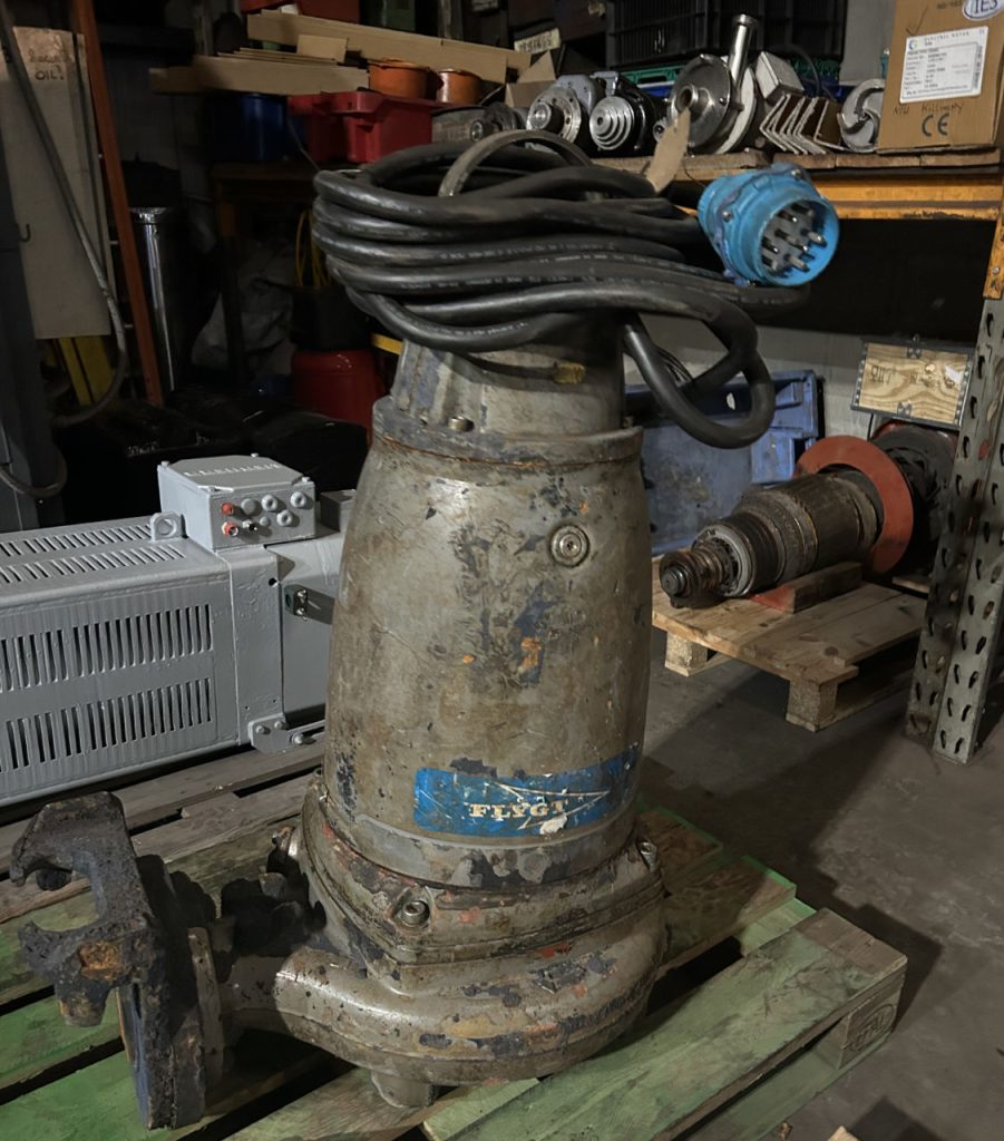 Pump repair 4